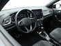 Volkswagen T-Roc 1.5 TSI R-Line Automaat | Carplay navigatie | Camera | Adaptive