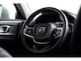 Volvo XC40 1.5 T5 Recharge Inscription | Pano | Trekhaak | Pilot Assist | Achterbank verwarmd | Leder! |