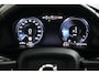 Volvo XC40 1.5 T5 Recharge Inscription | Pano | Trekhaak | Pilot Assist | Achterbank verwarmd | Leder! |