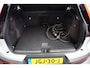 Volvo XC40 1.5 T5 Recharge Inscription | Pano | Trekhaak | Pilot Assist | Achterbank verwarmd | Leder! |