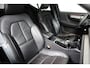 Volvo XC40 1.5 T5 Recharge Inscription | Pano | Trekhaak | Pilot Assist | Achterbank verwarmd | Leder! |