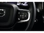 Volvo XC40 1.5 T5 Recharge Inscription | Pano | Trekhaak | Pilot Assist | Achterbank verwarmd | Leder! |