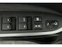 Suzuki Vitara 1.4 Boosterjet Style Smart Hybrid | Climate control | Cruise control adaptive | Navigatie | Apple carplay, Android auto | Panoramadak | Stoelverwarming | Camera |