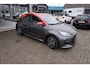 Toyota Yaris 1.5 Hybrid 115 Active ,Two-tone , Incl 12 mnd bovag garantie