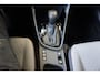 Toyota Yaris 1.5 Hybrid 115 Active ,Two-tone , Incl 12 mnd bovag garantie