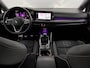 Volkswagen Golf 1.5 TSI R-Line Half leder, Camera, Navi, Stoelverwarming, Cruise control adaptief, Rijstrook correctie, A start stop