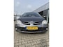 Nissan Almera Tino 1.8 Acenta, AUTOMAAT, climatronic, achteruitrijcamera, trekhaak, tecnisch top, rondom krasjes.