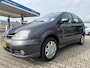 Nissan Almera Tino 1.8 Acenta, AUTOMAAT, climatronic, achteruitrijcamera, trekhaak, tecnisch top, rondom krasjes.