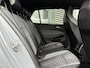 Volkswagen Golf VIII 1.5 eTSI R-Line! Camera! Cruise! Navi!