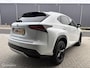 Lexus NX 300h AWD Luxury Line