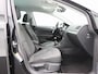 Volkswagen Golf 1.0 TSi 110 Pk Comfortline | Adaptive Cruise | Carplay | Navigatiesysteem | Climate Control | Parkeersensoren | LED | Privacy Glass | 16 Inch | 45.991 Km!