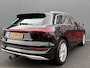 Audi E-tron BWJ 2021 55 quattro 408 PK Business edition 95 kWh TREKHAAK | NAVI | CLIMA | ADAPTIVE CRUISE | ELEKTRISCHE STOELEN | ELEKTRISCHE ACHTERKLEP | BLUETOOTH | PDC | LMV