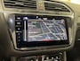 Volkswagen Tiguan Allspace 1.5 TSI 150pk DSG R-Line Business+ 7p. · Panoramadak · 7 Persoons · Camera · Keyless · Harman Kardon Audio · Head-Up · 20'' Inch · Garantie t/m 19-06-2027 of 100.000km