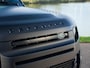 Land Rover Defender 2.0 P300e 110 X-Dynamic l Urban velgen l Treeplank l Matt PPF l Uitlaatstukken l Trekhaak