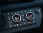 Land Rover Defender 2.0 P300e 110 X-Dynamic l Urban velgen l Treeplank l Matt PPF l Uitlaatstukken l Trekhaak