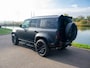 Land Rover Defender 2.0 P300e 110 X-Dynamic l Urban velgen l Treeplank l Matt PPF l Uitlaatstukken l Trekhaak