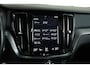 Volvo V60 2.0 T4 R-Design / Opendak / Harmankardon / Pilot assist / CarPlay