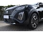 Peugeot 2008 Allure | Advanced Active Safety Brake met camera en radar | Climate Control | Dashboard in zacht materiaal met carboneffect en hoogglans zwarte sierstrip