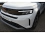 Opel Frontera GS - Electric | 11 kW boordlader | 17" Lichtmetalen velgen in Zwart met 215/60 R17 banden | Achteruitrijcamera
