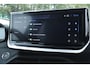 Peugeot 2008 Allure | Advanced Active Safety Brake met camera en radar | Climate Control | Dashboard in zacht materiaal met carboneffect en hoogglans zwarte sierstrip