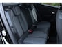 Peugeot 2008 Allure | Advanced Active Safety Brake met camera en radar | Climate Control | Dashboard in zacht materiaal met carboneffect en hoogglans zwarte sierstrip