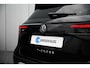 Volkswagen T-Cross Life Edition | 'App-Connect' draadloze smartphone integratie | Achterlichten LED | Afstandscontrolesysteem (Front Assist)