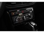 Volkswagen T-Cross Life Edition | 'App-Connect' draadloze smartphone integratie | Achterlichten LED | Afstandscontrolesysteem (Front Assist)