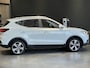 MG ZS MG EV Luxury 45 kWh | EERSTE EIGENAAR | 360 camera | Apple/android car play | Navigatie | Panoramadak