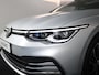 Volkswagen Golf 1.5 eTSI Style 130 pk Automaat (DSG) | Navigatie | Panoramadak | Parkeersensoren | Adaptieve cruise control | Stoelverwarming |