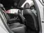 Mercedes-Benz A-klasse 180 Premium Plus AMG PANO MEMORY STOEL CAMERA 19 INCH WIDESCREEN NIGHT PAKKET BOMVOL!!