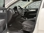 Volvo XC40 1.5 T2 Business Pro | Adaptieve Cruise Control | Trekhaak | Navigatie | Apple CarPlay & Android Auto | Dodehoek Detectie | Parkeersensoren Voor + Achter + Parkeercamera |