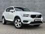 Volvo XC40 1.5 T2 Business Pro | Adaptieve Cruise Control | Trekhaak | Navigatie | Apple CarPlay & Android Auto | Dodehoek Detectie | Parkeersensoren Voor + Achter + Parkeercamera |