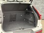 Volvo XC40 1.5 T2 Business Pro | Adaptieve Cruise Control | Trekhaak | Navigatie | Apple CarPlay & Android Auto | Dodehoek Detectie | Parkeersensoren Voor + Achter + Parkeercamera |