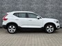 Volvo XC40 1.5 T2 Business Pro | Adaptieve Cruise Control | Trekhaak | Navigatie | Apple CarPlay & Android Auto | Dodehoek Detectie | Parkeersensoren Voor + Achter + Parkeercamera |