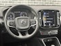 Volvo XC40 1.5 T2 Business Pro | Adaptieve Cruise Control | Trekhaak | Navigatie | Apple CarPlay & Android Auto | Dodehoek Detectie | Parkeersensoren Voor + Achter + Parkeercamera |
