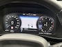 Volvo XC40 1.5 T2 Business Pro | Adaptieve Cruise Control | Trekhaak | Navigatie | Apple CarPlay & Android Auto | Dodehoek Detectie | Parkeersensoren Voor + Achter + Parkeercamera |