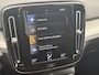 Volvo XC40 1.5 T2 Business Pro | Adaptieve Cruise Control | Trekhaak | Navigatie | Apple CarPlay & Android Auto | Dodehoek Detectie | Parkeersensoren Voor + Achter + Parkeercamera |