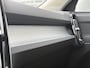 Volvo XC40 1.5 T2 Business Pro | Adaptieve Cruise Control | Trekhaak | Navigatie | Apple CarPlay & Android Auto | Dodehoek Detectie | Parkeersensoren Voor + Achter + Parkeercamera |