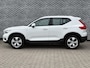 Volvo XC40 1.5 T2 Business Pro | Adaptieve Cruise Control | Trekhaak | Navigatie | Apple CarPlay & Android Auto | Dodehoek Detectie | Parkeersensoren Voor + Achter + Parkeercamera |