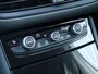 Opel Grandland 1.2 Turbo GS Black Pack | Automaat | Stoel en stuurverwarming | Navigatie | Achteruitrijcamera | Comfort stoelen | Adaptive cruise control | Parkeersensoren voor en achter | Led verlichting | Climate control