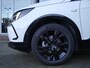 Opel Grandland 1.2 Turbo GS Black Pack | Automaat | Stoel en stuurverwarming | Navigatie | Achteruitrijcamera | Comfort stoelen | Adaptive cruise control | Parkeersensoren voor en achter | Led verlichting | Climate control