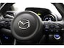 Mazda 2 Hybrid 1.5 Agile Automaat | vergelijkbaar aan Toyota Yaris | Climate control | Half lederen bekleding | Lichtmetalen velgen | Camera | Cruise control | Keyless start | Parkeersensoren