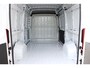 Opel Movano 2.2D 140 L2H2 3.3t Navigatie | Trekhaak | Verzwaarde vering | Climate Control | Cruise Control | Financial Lease mogelijk