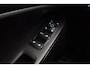 Ford EcoSport 1.0 EcoBoost Trend Ultimate | 125 PK | Navigatie | Trekhaak | Airco | Hoge instap | Dakrails | Cruise control | Lichtmetalen velgen