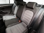 Volkswagen Golf 1.4 TSI R-Line Sport (2X R-LINE, NAVIGATIE, CLIMATE, XENON, CRUISE, ALCANTARA, SPORTSTOELEN, GETINT GLAS, LM VELGEN, ZWART HEMEL, PARKEERSENSOREN, NIEUWE APK, NIEUWSTAAT)
