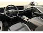 Opel Astra Sports Tourer 1.6 Turbo Plug In Hybrid Business Edition | Navigatie | Afneembare trekhaak | 7,4 KW lader | AGR-stoel | 17'' lichtmetalen velgen | Stoelverwarming | 1400 KG trekgewicht