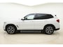 BMW X3 xDrive20i High Executive Automaat | Navigatie | Trekhaak | Lederen bekleding | Panoramisch schuifdak | Camera | Extra getint glas |