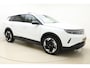 Opel Grandland Electric GS 73 kWh | DEMO | Lederen bekleding | Massage stoelen | Afneembare trekhaak | Stoel & Stuurverwarming | Schuif/kanteldak | Lichtmetalen velgen | Rondomzicht camera