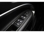Jeep Avenger Altitude 54 kWh | Adaptive Cruise control | Climate control | Camera | 18" Lichtmetalen velgen | Getint glas | Keyless | Bluetooth | Draadloze telefoonlader