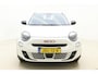 Fiat 600 600e RED 54 kWh | Navigatie via Carplay | 3-fase lader | Parkeersensoren achter | Keyless start | Cruise control